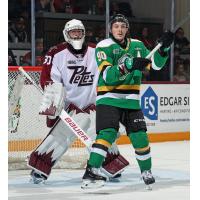 Peterborough Petes goaltender Easton Rye vs. Landom Sim of the the London Knights